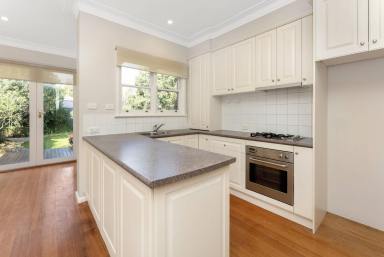 House For Lease - VIC - Highett - 3190 - SUN FILLED | FAMILY HOME  | ESTABLISHED GARDENS  (Image 2)
