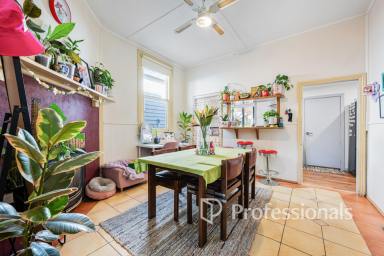House For Sale - VIC - Mildura - 3500 - Affordable Entry with Strong Yield  (Image 2)