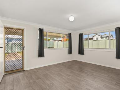 House For Sale - NSW - Taree - 2430 - FEDERATION CHARM IN PRIME TAREE WEST LOCATION  (Image 2)
