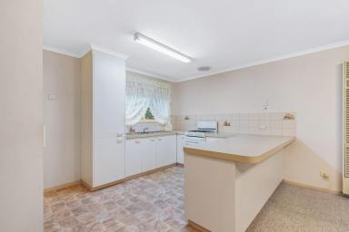 House For Sale - VIC - Kangaroo Flat - 3555 - Comfortable Living in a Convenient Location  (Image 2)