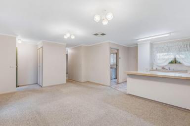 House For Sale - VIC - Kangaroo Flat - 3555 - Comfortable Living in a Convenient Location  (Image 2)