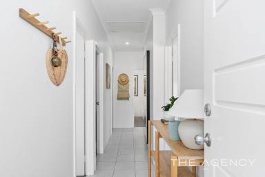 Villa For Sale - WA - Success - 6164 - Pretty As The Pictures!  (Image 2)