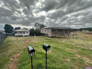 House For Lease - QLD - Kingaroy - 4610 - Character, Comfort & Charm in Sought-After Hillview Estate  (Image 2)