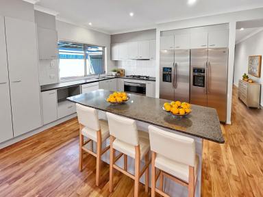 House For Sale - VIC - Mildura - 3500 - Family-Friendly, Huge, Modern Home!  (Image 2)