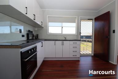 House For Sale - QLD - Rosedale - 4674 - FRESHLY RENOVATED QLDER HOME  (Image 2)