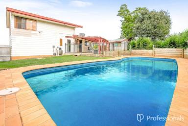 House For Lease - NSW - North Tamworth - 2340 - Welcome to 32 Peel Street  (Image 2)