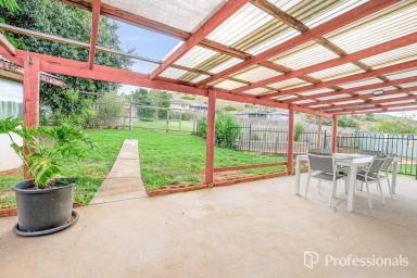 House For Lease - NSW - North Tamworth - 2340 - Welcome to 32 Peel Street  (Image 2)