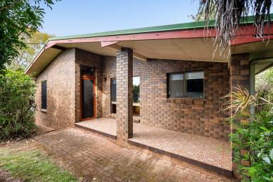House For Sale - QLD - Blue Mountain Heights - 4350 - Family Home on 1846 sqm's in a Peaceful Location with Renovation Potential  (Image 2)