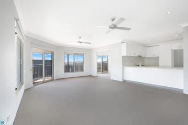 Unit For Lease - NSW - Bellambi - 2518 - Northern Suburbs 3 Bedroom Unit  (Image 2)