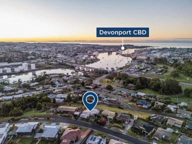 House For Sale - TAS - East Devonport - 7310 - Elevated Elegance on Panorama Heights  (Image 2)