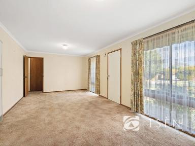 Unit For Sale - VIC - Kennington - 3550 - Perfect Entry Point in Prime Kennington Location  (Image 2)