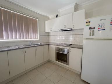 Unit For Lease - VIC - Swan Hill - 3585 - Cozy unit on Murlong Street  (Image 2)