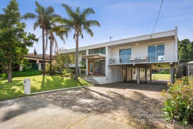 House For Sale - WA - Booragoon - 6154 - MID CENTURY OPPORTUNITY ON 865M2  (Image 2)