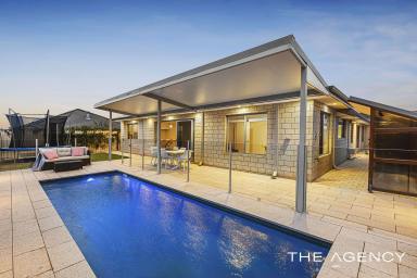 House For Sale - WA - Aubin Grove - 6164 - Family Living Without Compromise!  (Image 2)