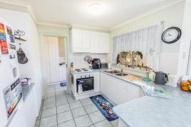 Unit For Sale - VIC - Mildura - 3500 - Perfect Investment or Your Very Own Home  (Image 2)