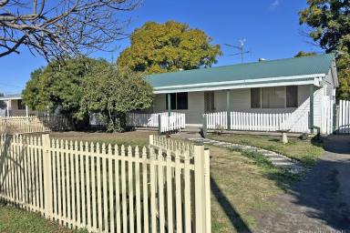 House For Sale - NSW - Bourke - 2840 - Fabulous Family Home  (Image 2)