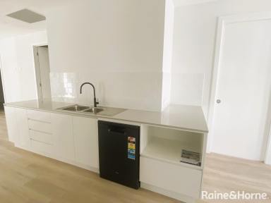 House Leased - NSW - South Nowra - 2541 - Brand New Villa  (Image 2)