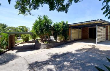 House For Sale - QLD - Clinton - 4680 - Home with a Pool and a SHED !  (Image 2)