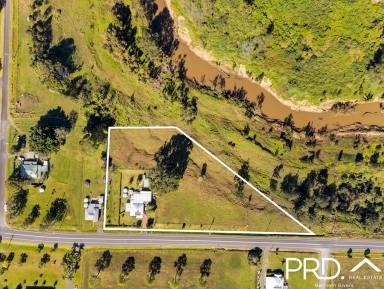 House For Sale - NSW - Irvington - 2470 - Acreage Living Close to Town  (Image 2)