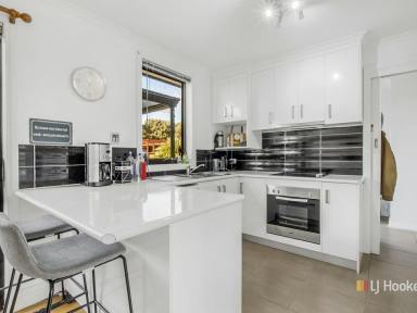 House Leased - TAS - Devonport - 7310 - Updated Living, Walk to School  (Image 2)