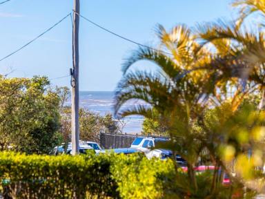 House For Sale - NSW - Old Bar - 2430 - THE BEACHSIDE LIFESTYLE YOU'VE ALWAYS DREAMED ABOUT  (Image 2)