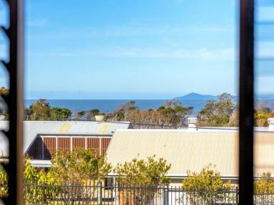 House For Sale - NSW - Old Bar - 2430 - THE BEACHSIDE LIFESTYLE YOU'VE ALWAYS DREAMED ABOUT  (Image 2)