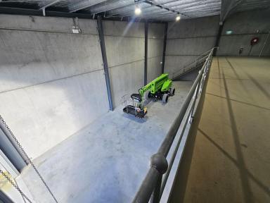 Industrial/Warehouse For Lease - NSW - Heatherbrae - 2324 - 318 sqm Unit - 2/9 IVORY CLOSE HEATHERBRAE NSW 2324 (Image 2)