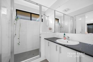 House For Sale - WA - Henley Brook - 6055 - LOCATION, CONVENIENCE & LIFESTYLE  (Image 2)