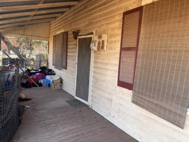 House For Sale - VIC - Nandaly - 3533 - To finalise a deceased estate - EVERYTHING stays!  (Image 2)