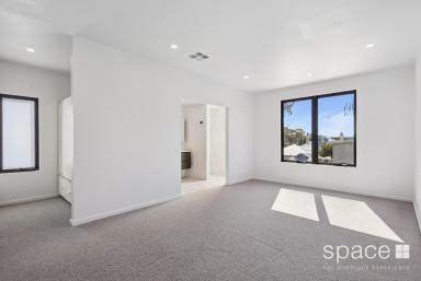 House For Lease - WA - Swanbourne - 6010 - Spacious Renovated unfurnished home  (Image 2)