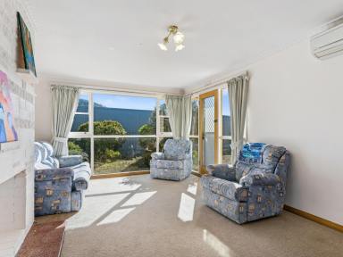 House For Sale - TAS - Dunalley - 7177 - Good Morning Sunshine!  (Image 2)