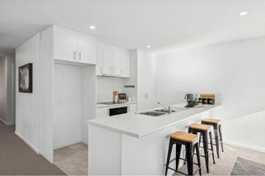 House Leased - ACT - Taylor - 2913 - New, modern, contemporary 3-bedroom home  (Image 2)