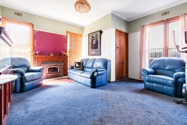 House For Sale - VIC - Red Cliffs - 3496 - Enter the market  (Image 2)