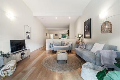 Townhouse For Sale - WA - Margaret River - 6285 - Reside, Rent or Retreat  (Image 2)