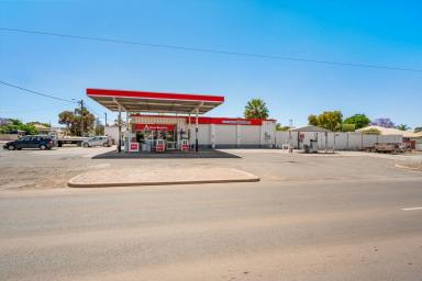 Retail For Sale - WA - Boulder - 6432 - Commercial Freehold Property with GREAT upside  (Image 2)