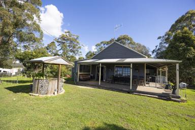 Lifestyle For Sale - NSW - Wootton - 2423 - Lifestyle Cottage on Grazing Acres  (Image 2)