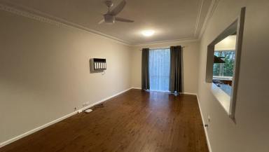 House For Lease - NSW - Warrimoo - 2774 - Spacious 4-Bed Home in Warrimoo Walk to Station & Shops  (Image 2)