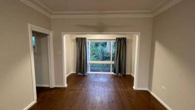 House For Lease - NSW - Warrimoo - 2774 - Spacious 4-Bed Home in Warrimoo Walk to Station & Shops  (Image 2)