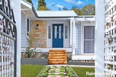 House For Sale - NSW - Bowral - 2576 - 'Mulberry Lodge'- Executive Residence in Old Bowral  (Image 2)