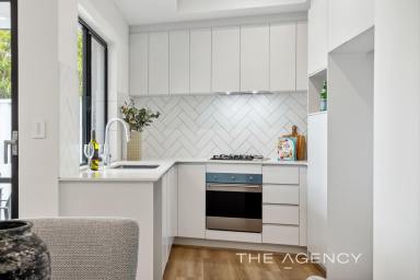 House For Sale - WA - Warwick - 6024 - Beautifully Presented and Superbly Located!  (Image 2)