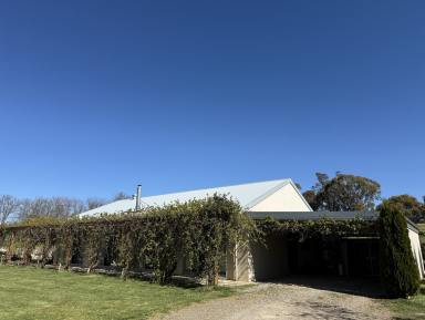 Lifestyle Auction - VIC - Beechworth - 3747 - "Rose Cottage"  (Image 2)