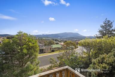 House For Sale - TAS - Kingston - 7050 - Sun-filled, Expansive Mountain Views, Prime Location  (Image 2)