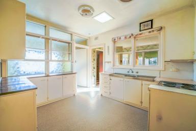 House For Sale - VIC - Portland - 3305 - As They Say….Location! Location! Location!  (Image 2)