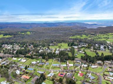 House For Sale - NSW - Bundanoon - 2578 - NEW PRICE - Motivated Vendor  (Image 2)