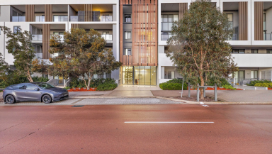 Apartment For Sale - WA - Cockburn Central - 6164 - Alert For All Savvy Buyers!  (Image 2)