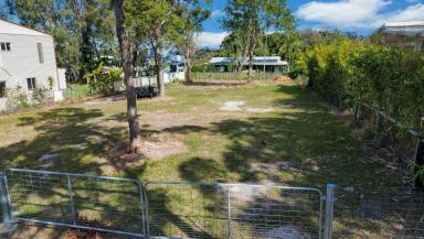 Residential Block For Sale - QLD - Macleay Island - 4184 - 1012m² Block -  Unlock Water Views  (Image 2)