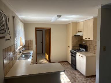Unit For Lease - NSW - Lavington - 2641 - 2 Bedroom Unit with enclosed backyard  (Image 2)