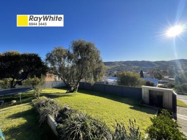 Residential Block For Sale - NSW - Gundagai - 2722 - Building block with a VIEW !!  (Image 2)