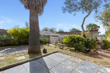 House For Sale - WA - Padbury - 6025 - Your Private Escape to Parkside Pleasure!  (Image 2)