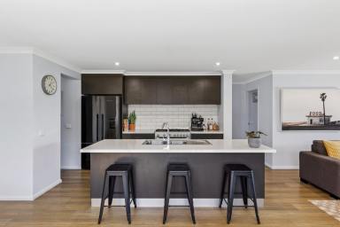 House For Sale - VIC - Jackass Flat - 3556 - Comfort, Convenience & Space for the Whole Family  (Image 2)